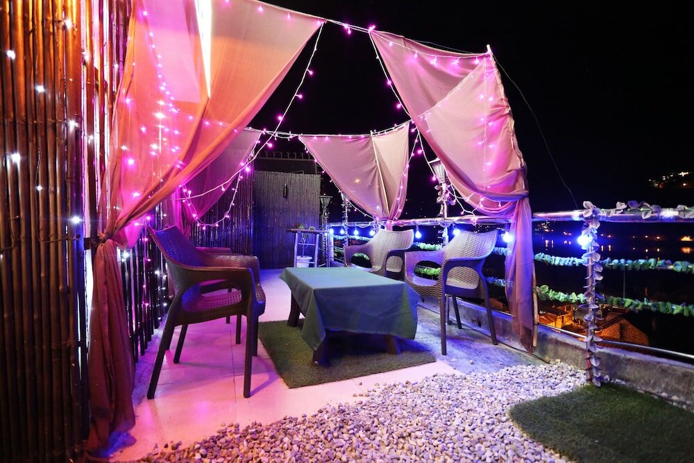 Фото Oyo 8077 Hotel Madhuban