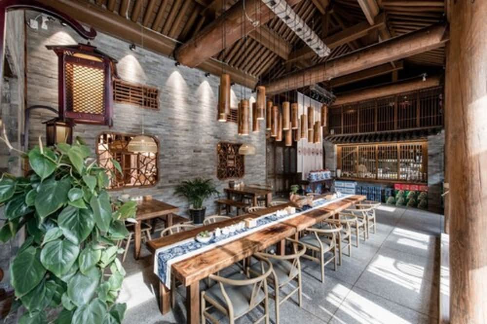 Фото Water Hotel Pingyao