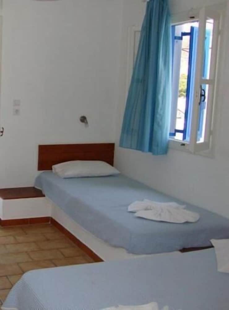 Фото 215045108441