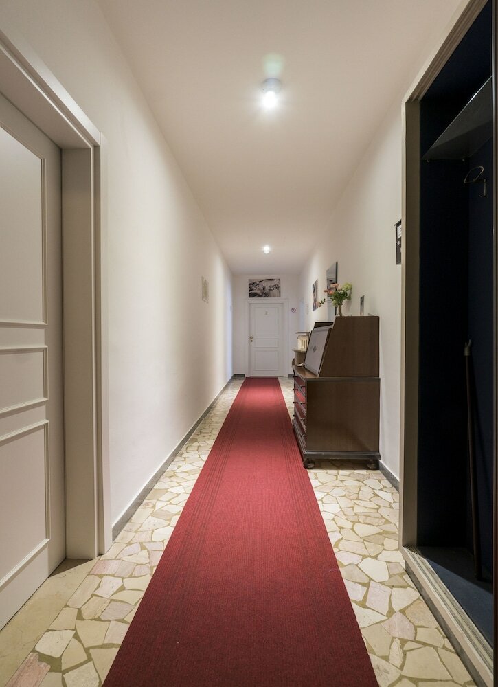 Фото Residence Railway