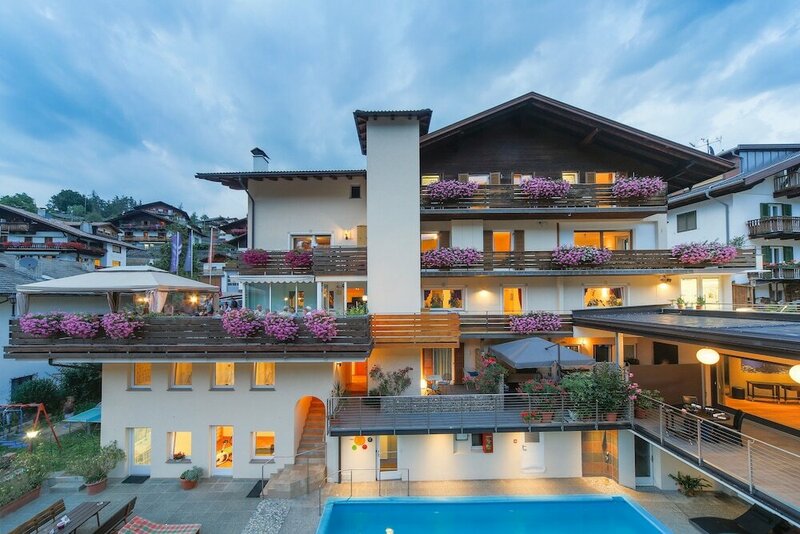 Гостиница Hotel Berghang