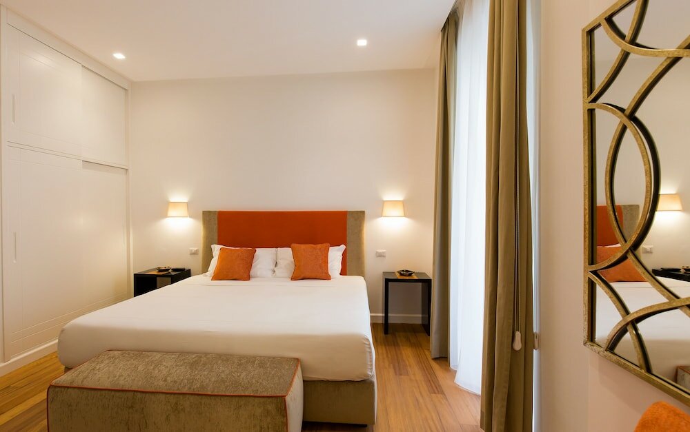 Фото 900 Piazza del Popolo