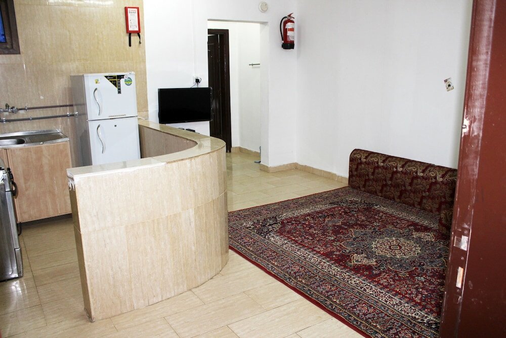 Фото Al Eairy Furnished Apartments Qassim 4