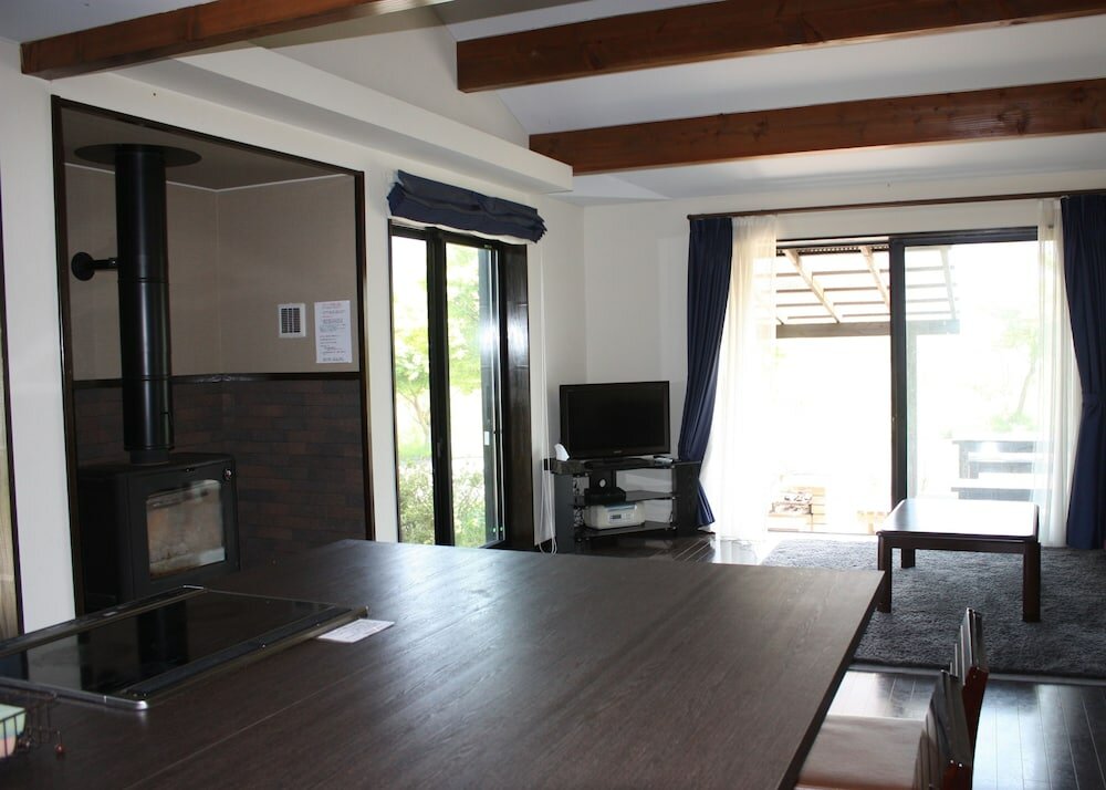 Фото Kogen no Bessou Irohanihohetou