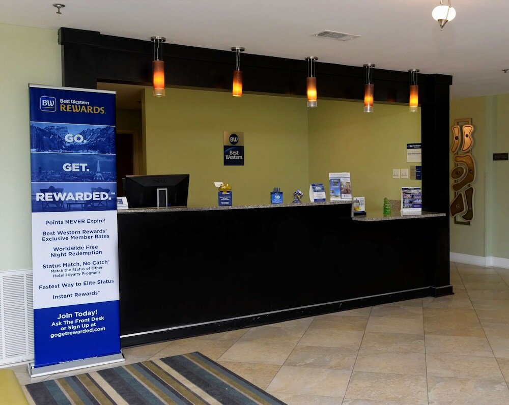 Фото Best Western Zachary Inn