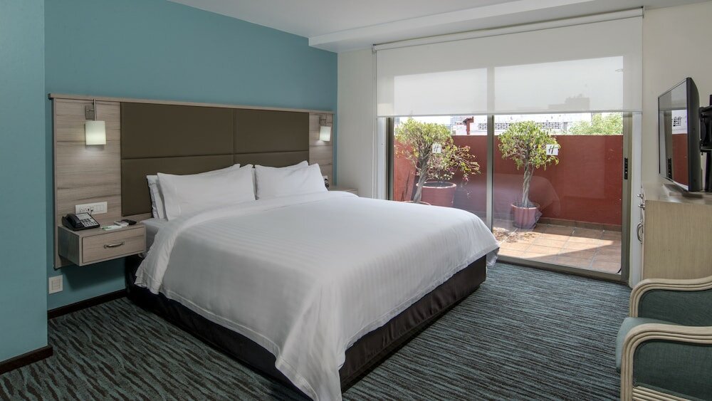 Фото Holiday Inn & Suites Mexico Zona Reforma, an Ihg Hotel