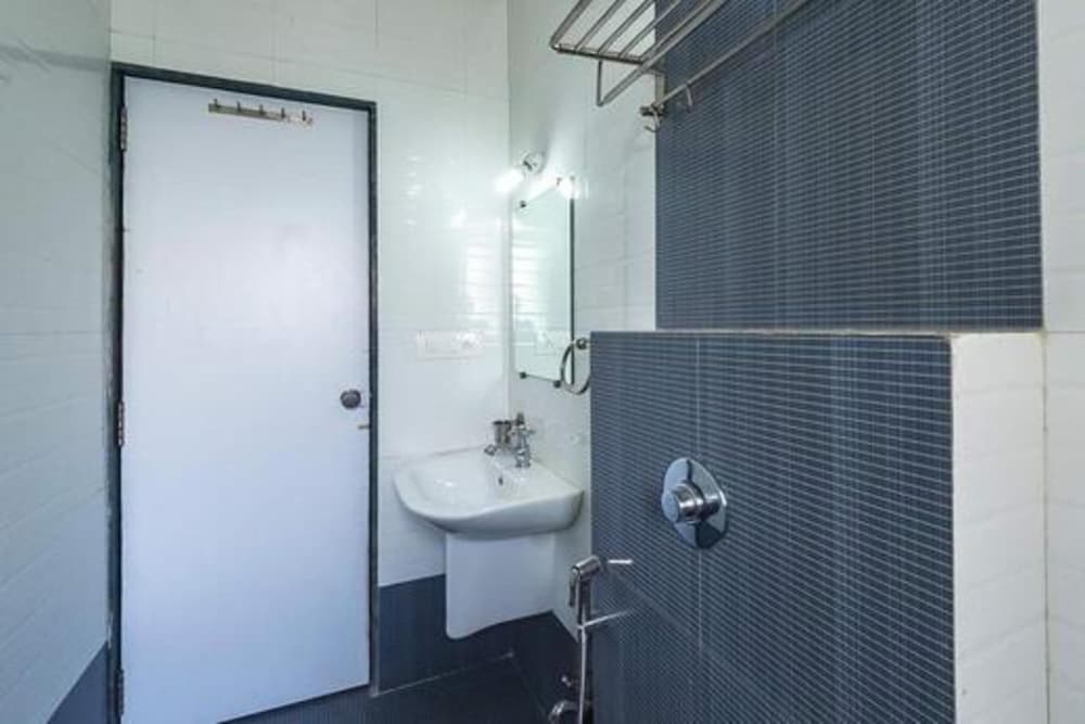 Фото Hotel Om Executive