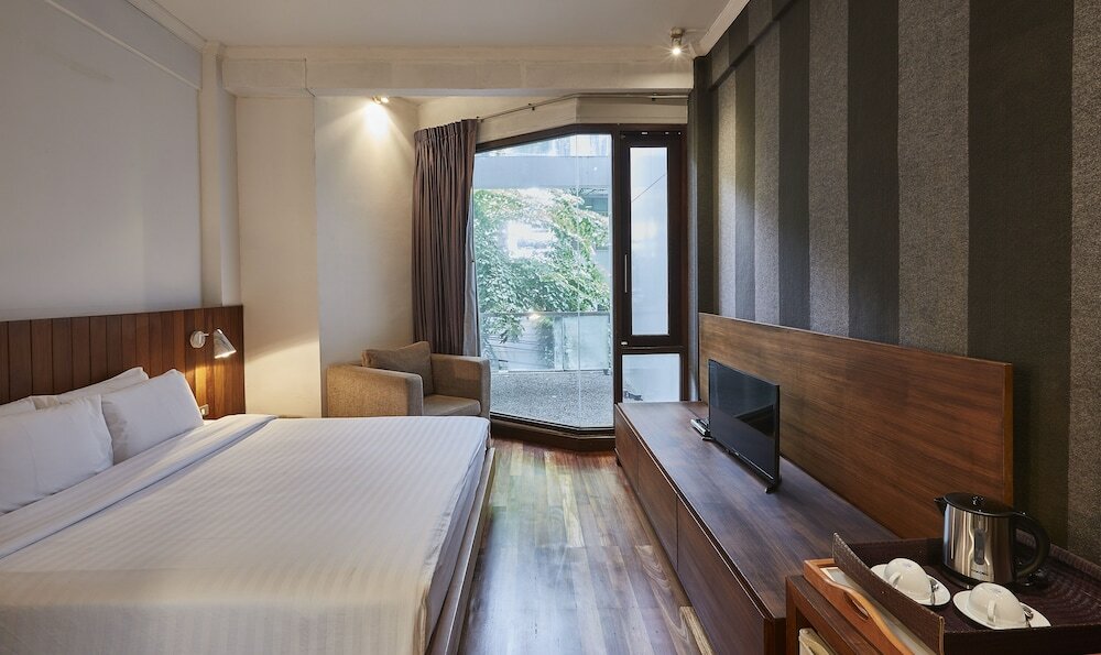 Фото Luxx at Silom