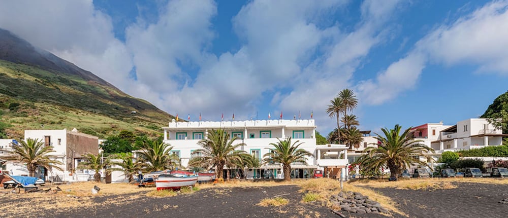 Фото Hotel Ossidiana Stromboli Center