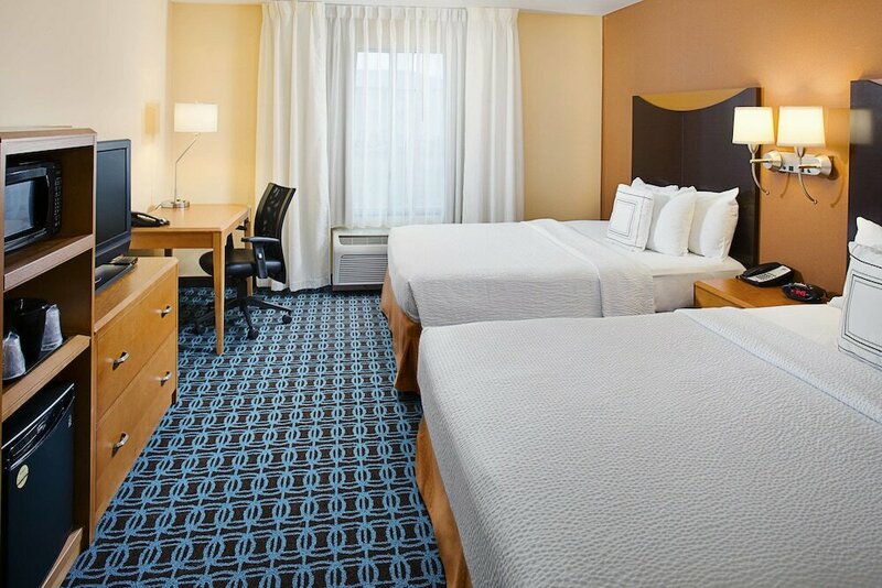 Гостиница Fairfield Inn & Suites Jonesboro