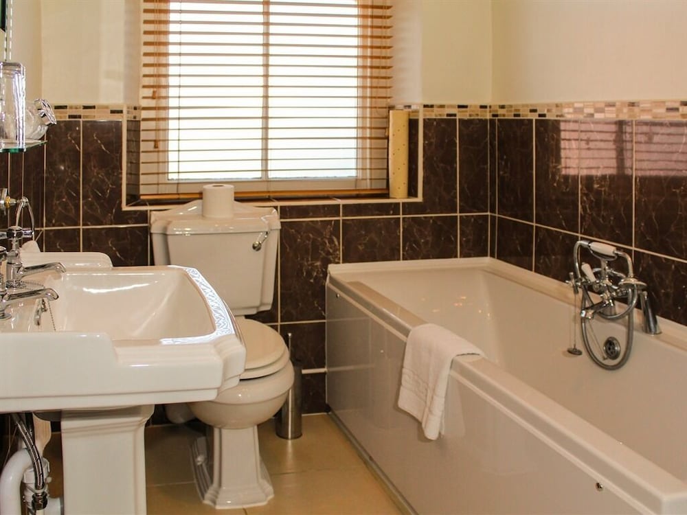 Фото Cley Hall Hotel