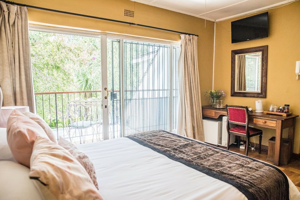 Фото 5th Avenue Gooseberry Guest House