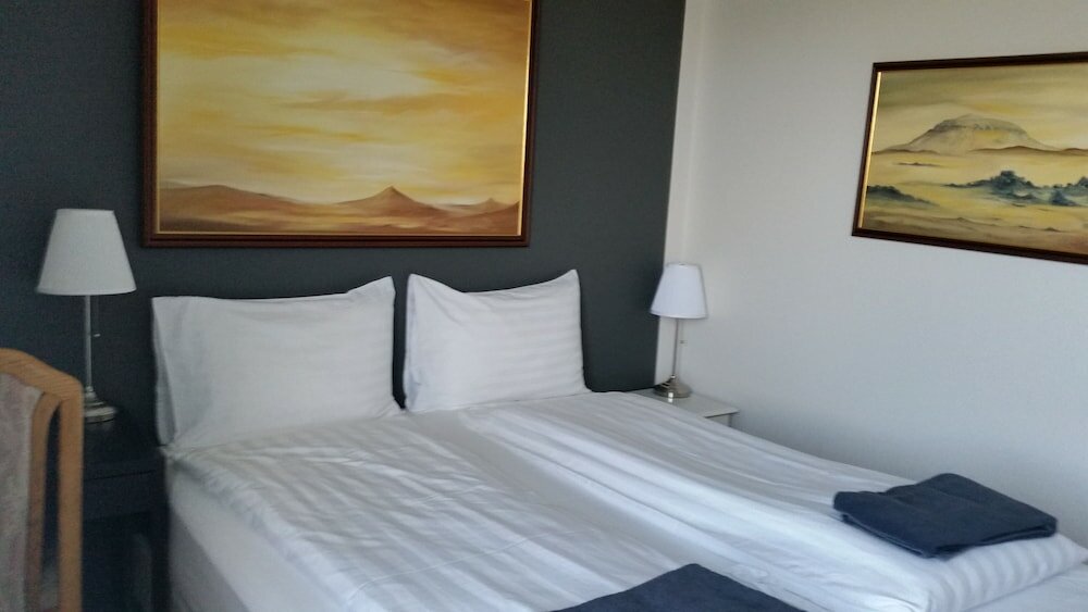 Фото Laugar Guesthouse