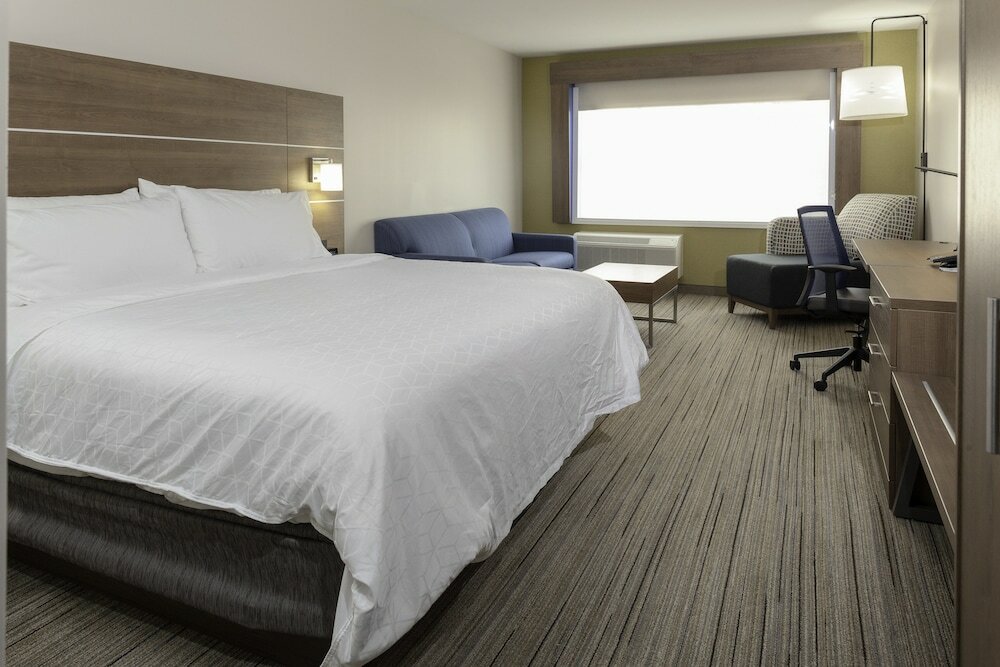 Фото Holiday Inn Express & Suites Phoenix East - Gilbert, an Ihg Hotel