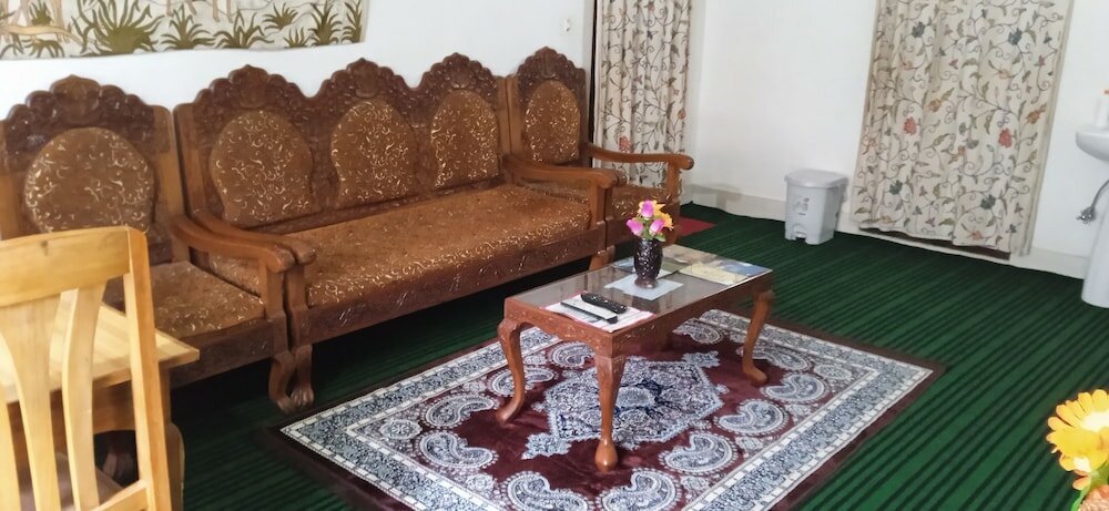 Фото Magic Himalayan Cottage