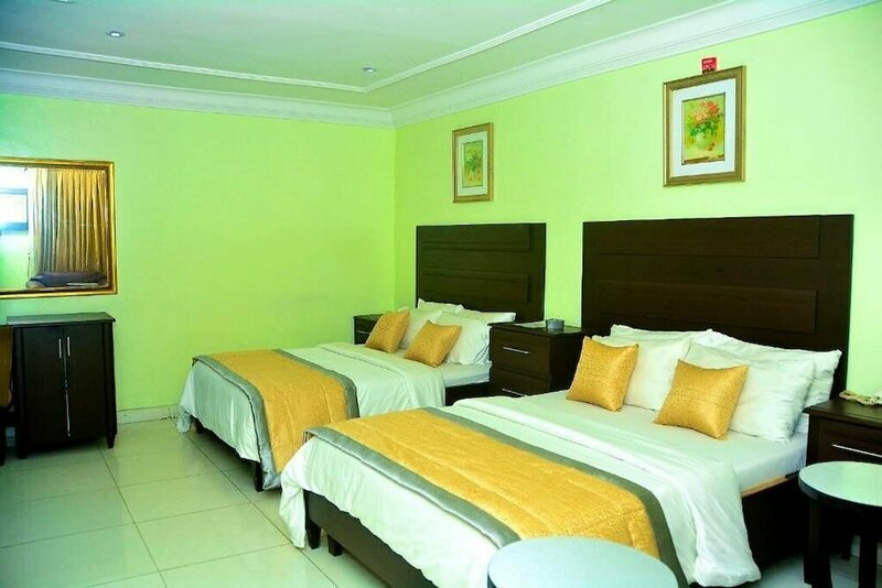 Гостиница Sun On Hotel в Лагосе