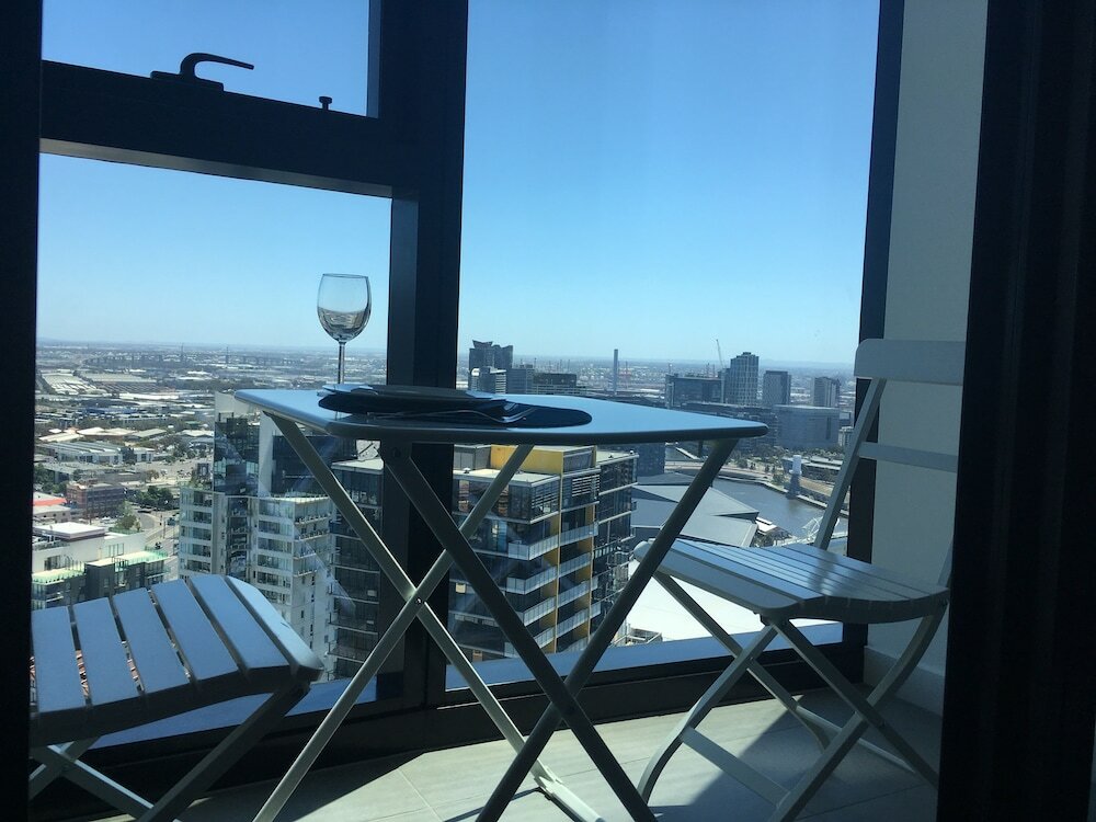 Фото Shadow Play 2Bed Ocean View Apartment