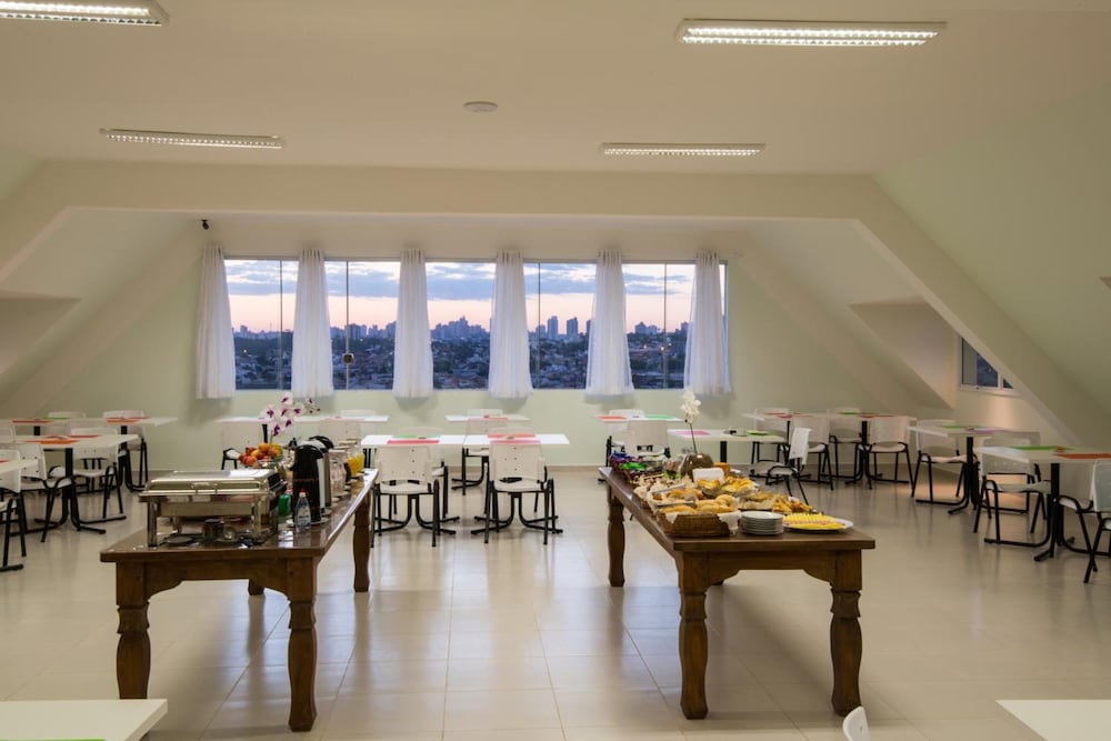 Фото Godoy Palace Hotel