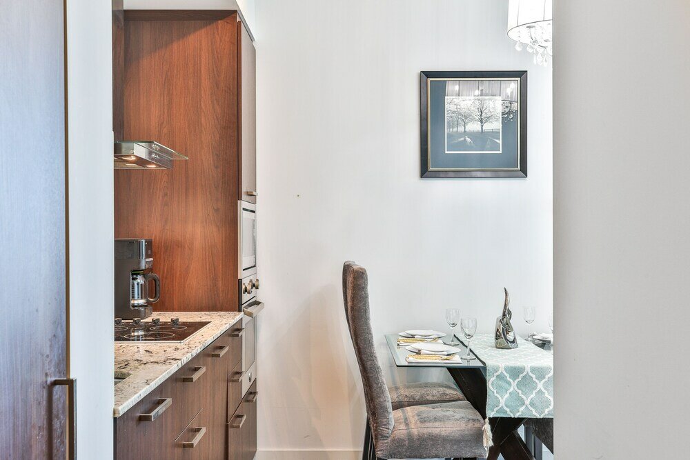 Фото Exquisite 55th Floor 2 Bed 2 Bath Parking