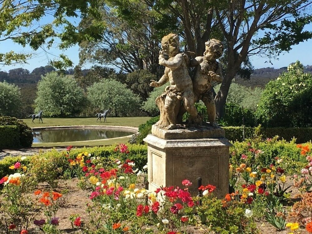 Фото Linden Hall