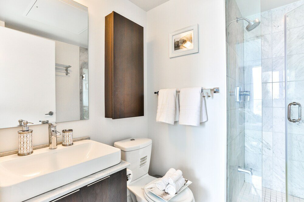 Фото Exquisite 55th Floor 2 Bed 2 Bath Parking