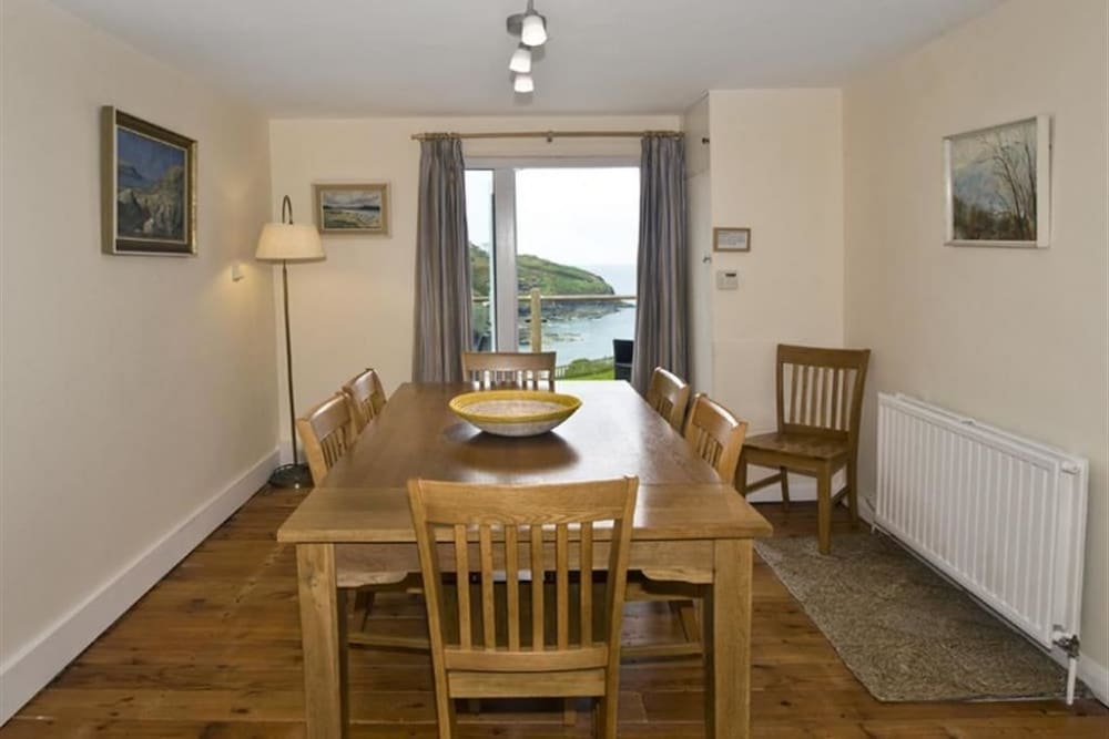 Фото Green Door - Upper Tregudda