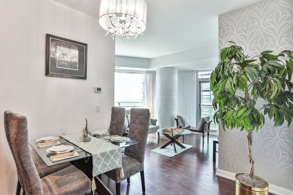 Фото Exquisite 55th Floor 2 Bed 2 Bath Parking