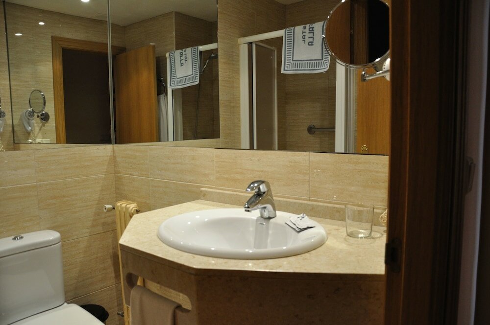 Фото Hostal Tafalla