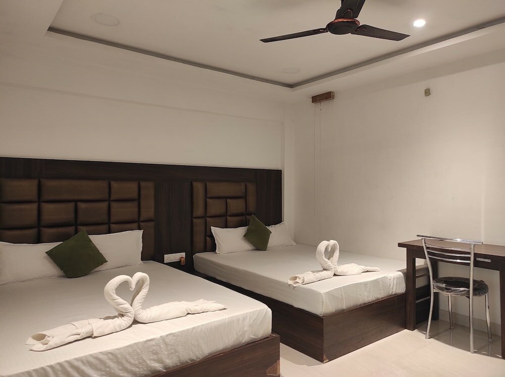 Фото Indira Lodge