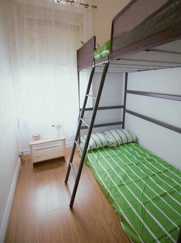 Гостиница 2 Bedrooma Apartment near Kensington Market - Unit 1 в Торонто