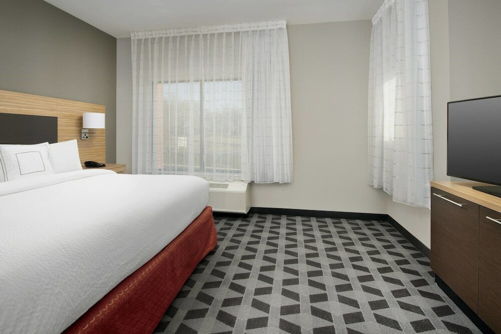 Фото TownePlace Suites by Marriott College Park