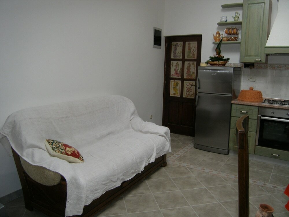 Фото Easeful Pifar Apartment great location