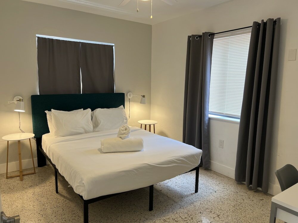 Фото Broadway Suites Downtown by RocketSTAY