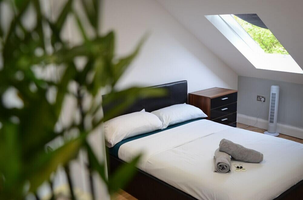 Фото Stunning one bedroom flat