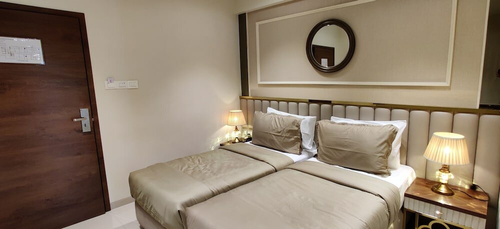 Фото Sheetal Residency