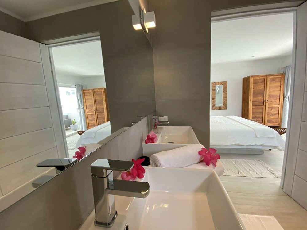 Фото Movida Inn Aruba