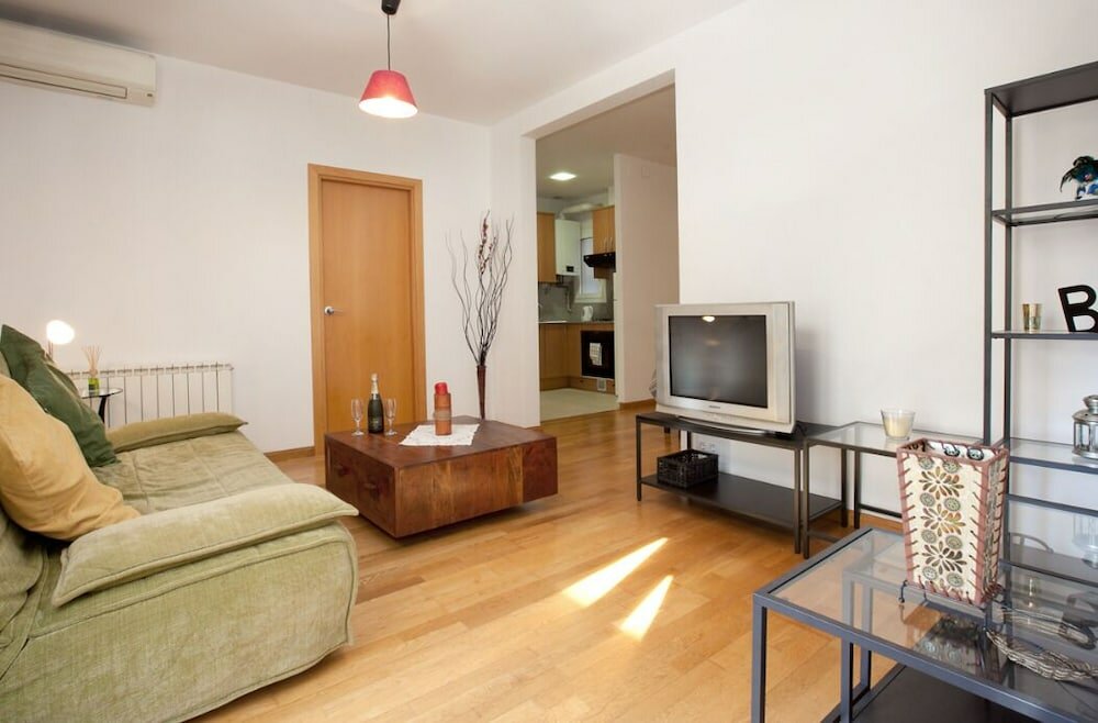 Фото Beautiful Apartment Sagrada Familia