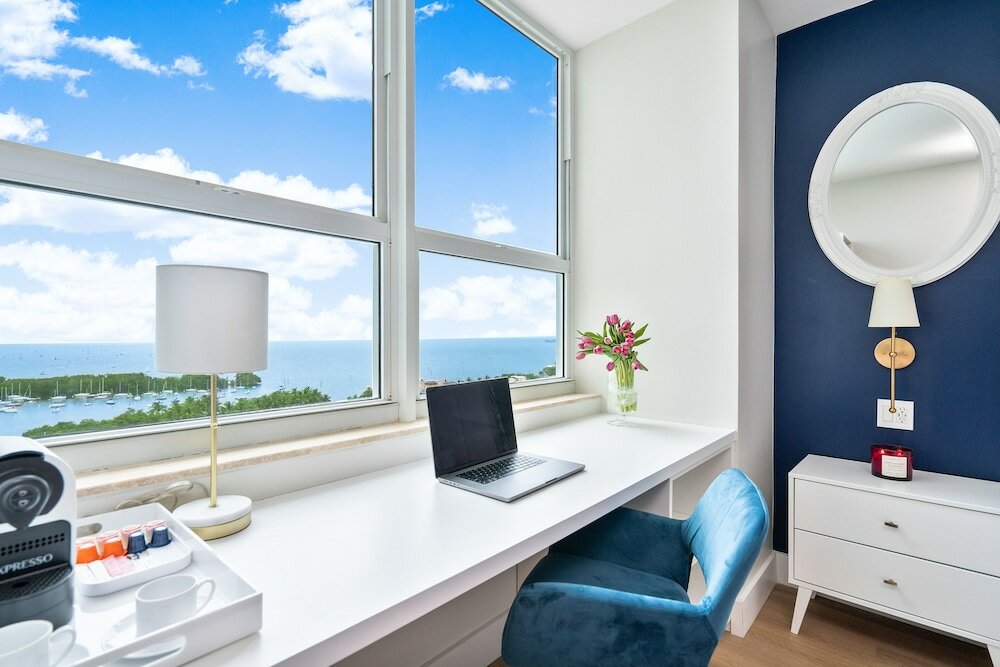 Фото Miami Vacation Rentals - Coconut Grove