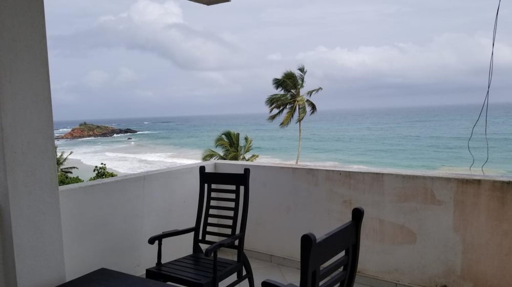 Фото Mirissa Heights