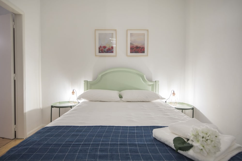 Фото Universal Lisboa Apartment