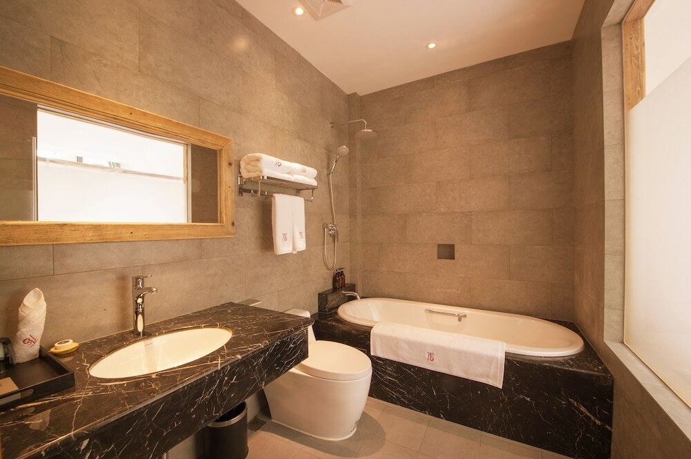 Фото Lotus Mountain Boutique Inn