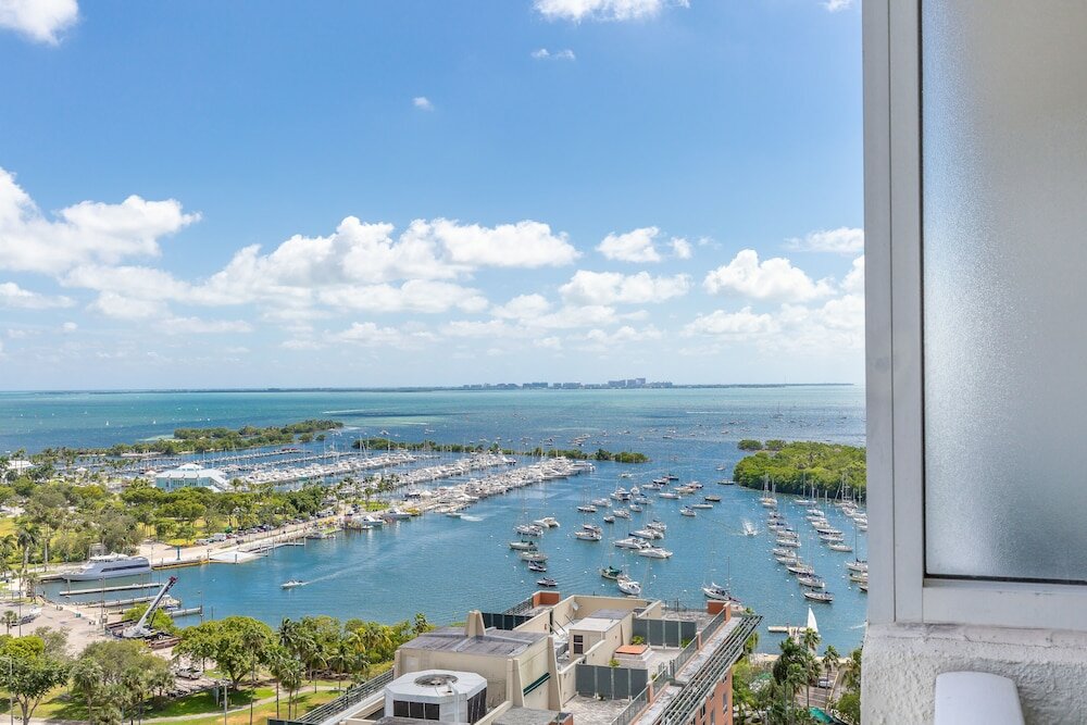 Фото Miami Vacation Rentals - Coconut Grove