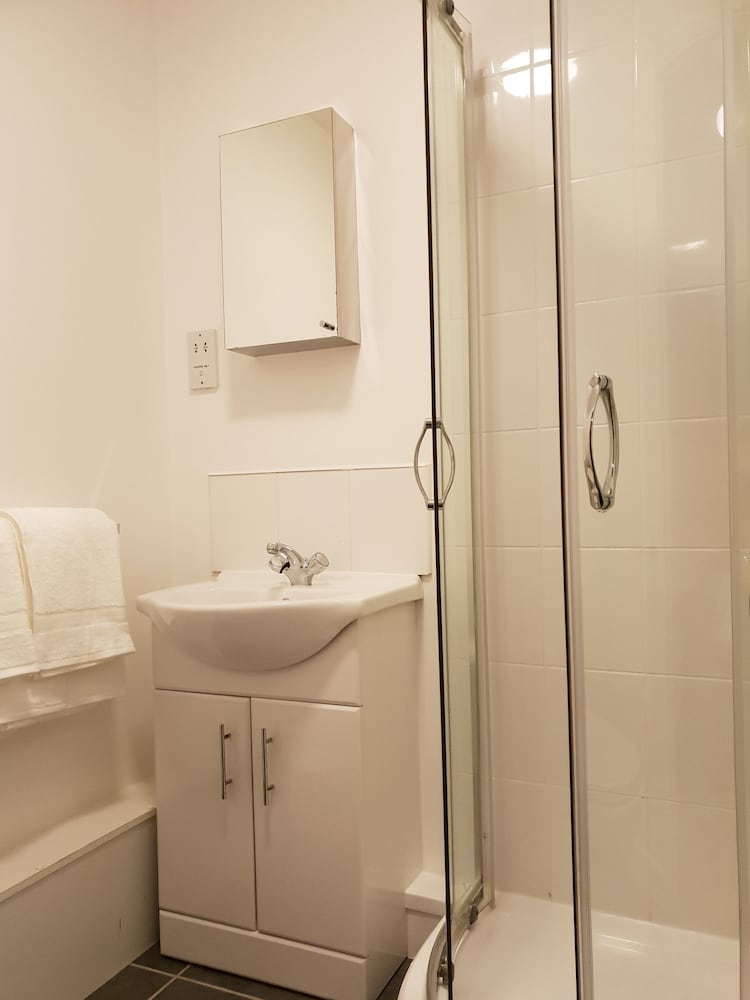 Фото The Old Bell Hotel