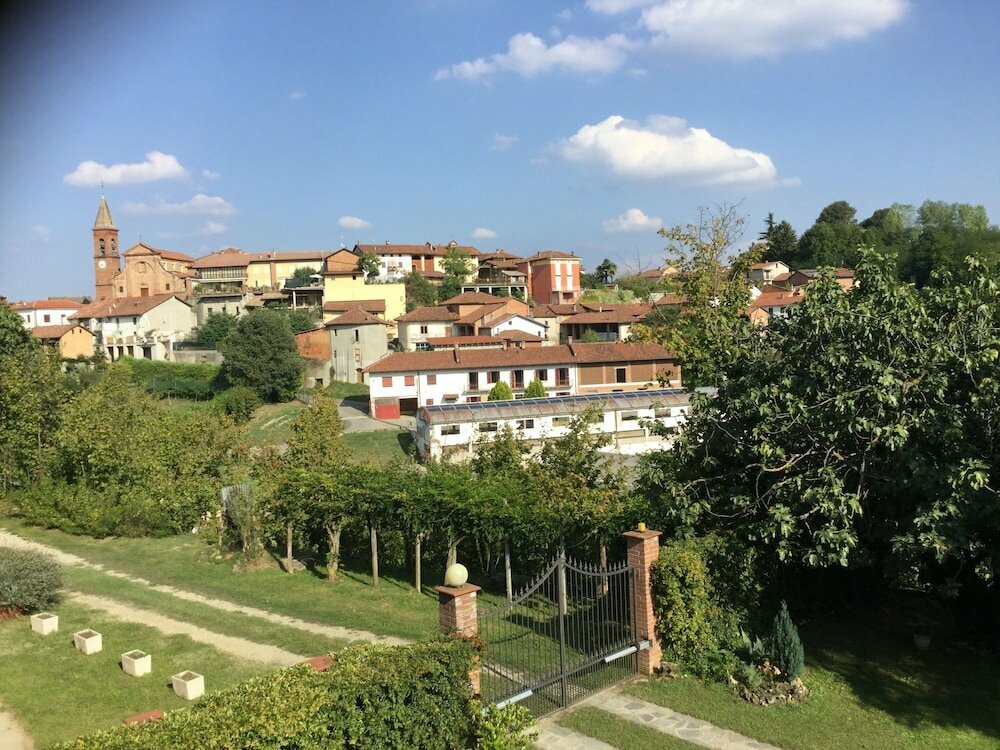 Hotel B&b Al Fanfarin, Piedmont, photo