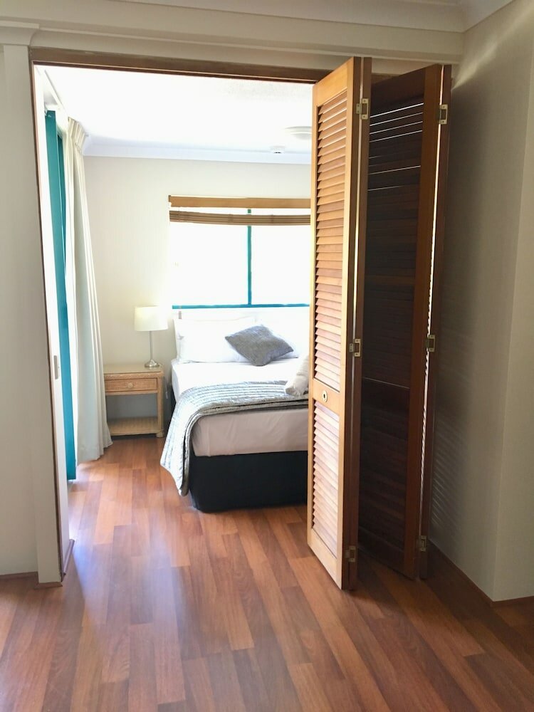 Фото Cha Private Apts Aruba Beach