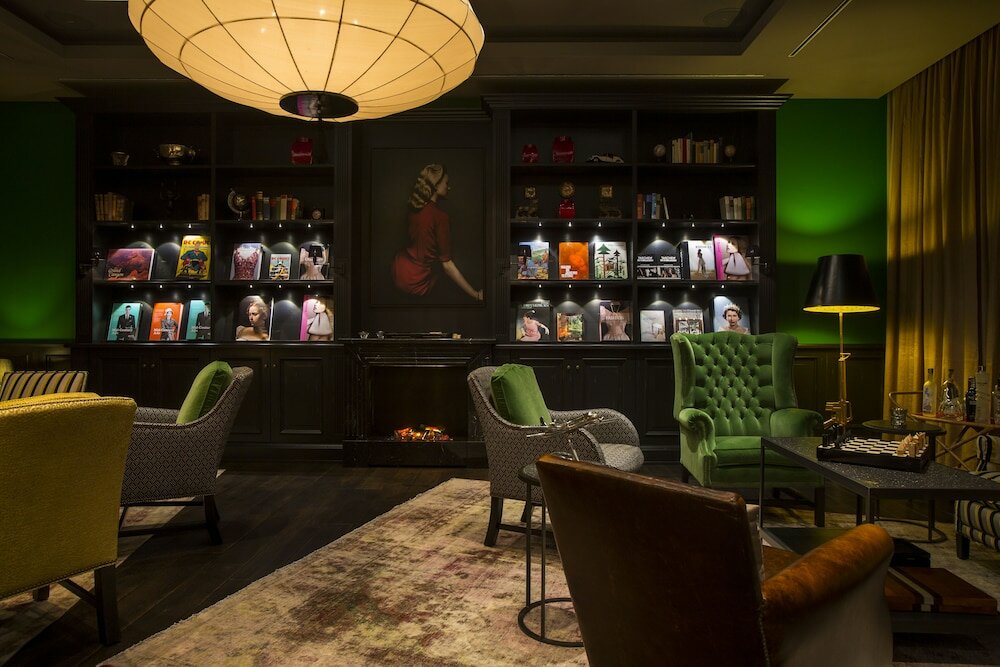 Фото The George Hotel