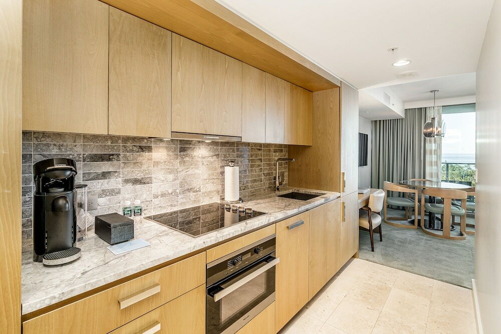 Фото The Ritz-Carlton Residences, Waikiki Beach