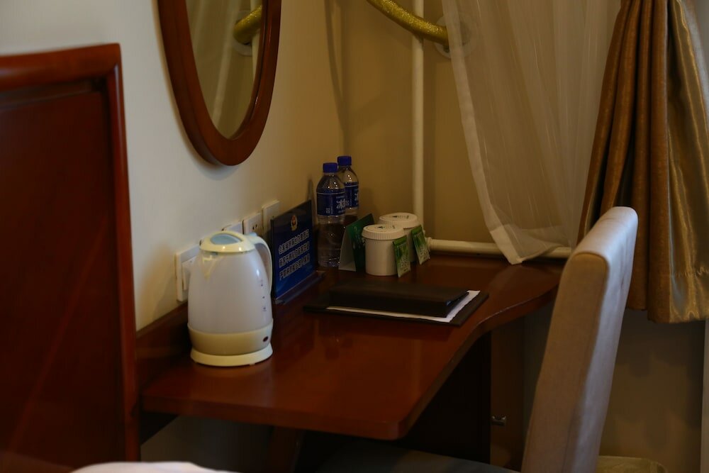 Фото GreenTree Inn Beijing Guangmingqiao Express Apartment