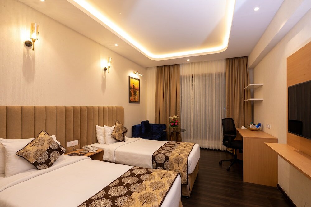 Фото Goldfinch Hotel Mangalore