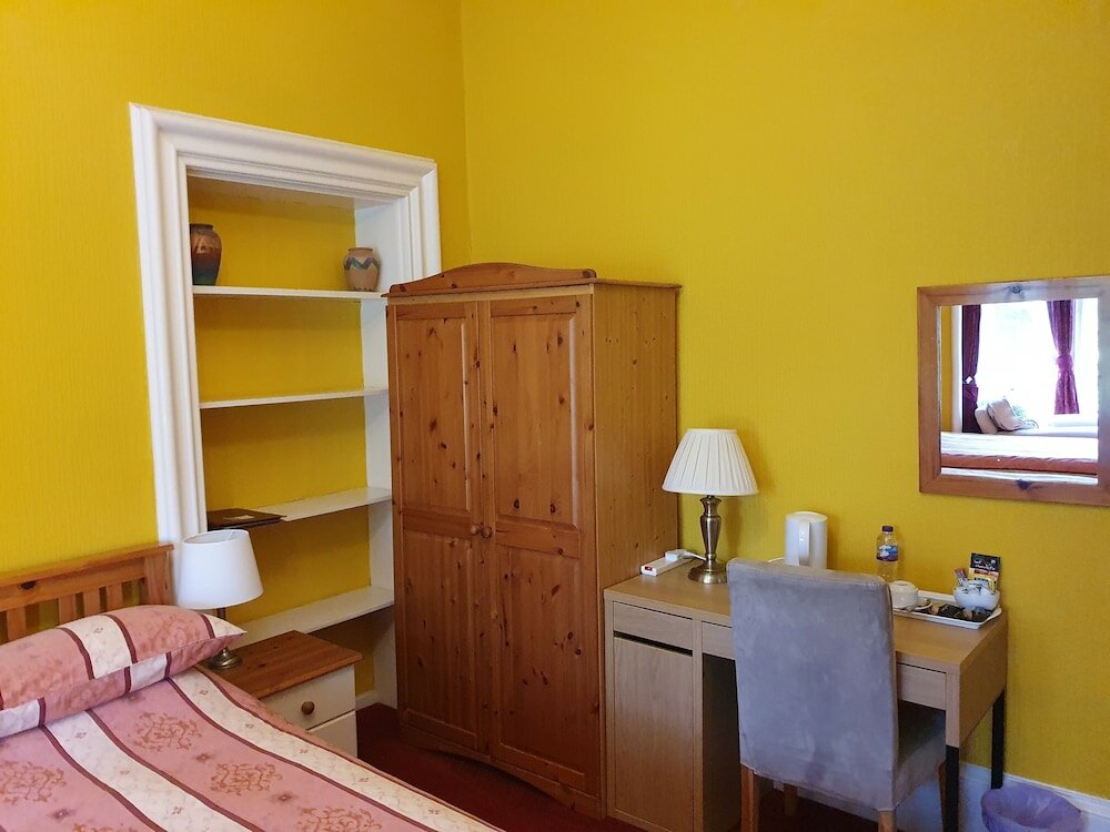 Фото Mackenzie Guest House